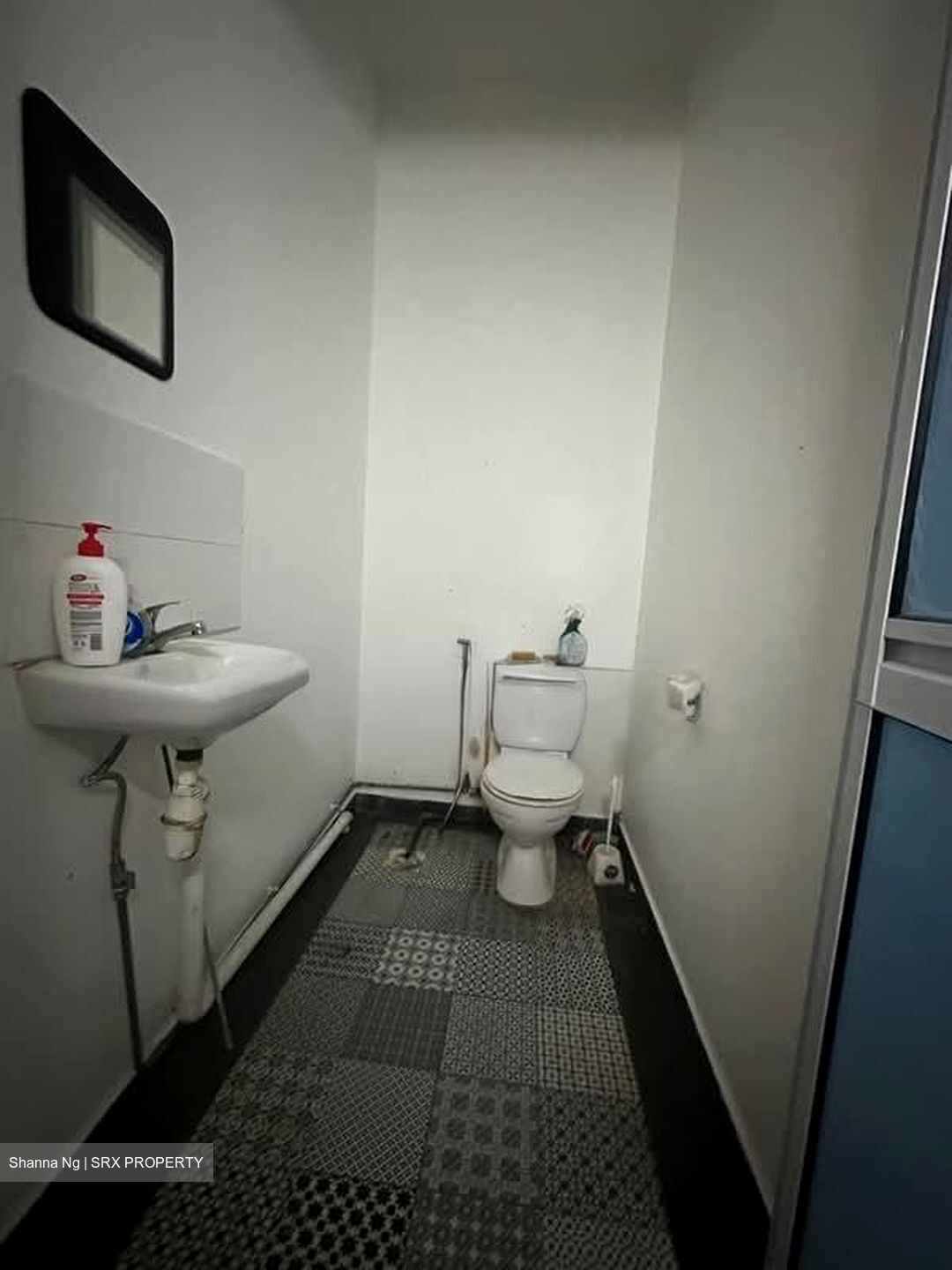 Yio Chu Kang Road (D19), Shop House #562145531